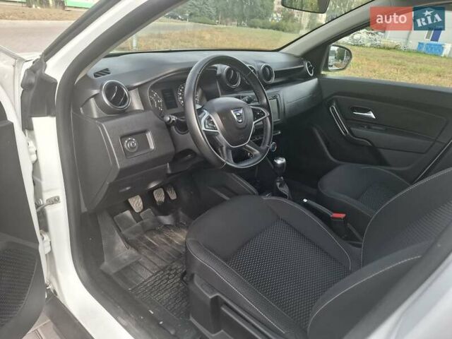 Білий Дачія Duster, об'ємом двигуна 1.5 л та пробігом 148 тис. км за 16100 $, фото 11 на Automoto.ua