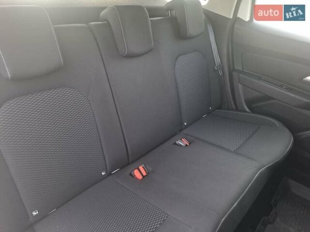 Білий Дачія Duster, об'ємом двигуна 1.5 л та пробігом 148 тис. км за 16100 $, фото 20 на Automoto.ua