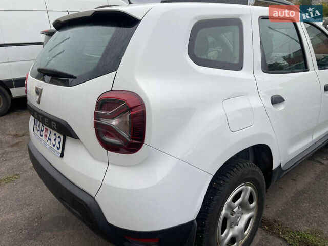 Белый Дачия Duster, объемом двигателя 1.46 л и пробегом 44 тыс. км за 17999 $, фото 3 на Automoto.ua