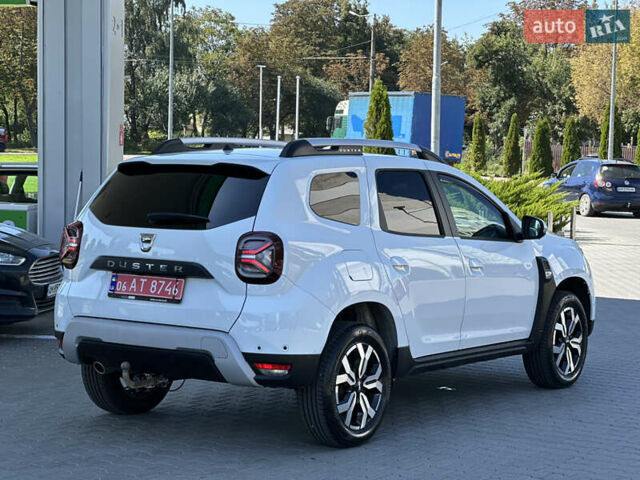 Білий Дачія Duster, об'ємом двигуна 1.3 л та пробігом 68 тис. км за 16000 $, фото 5 на Automoto.ua