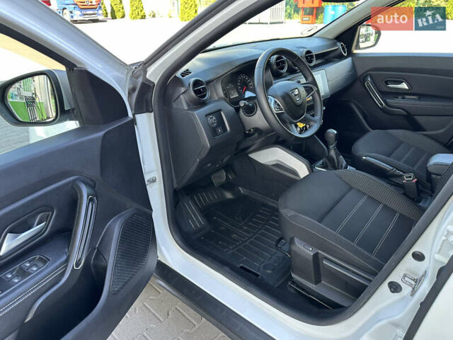 Белый Дачия Duster, объемом двигателя 1.3 л и пробегом 68 тыс. км за 15700 $, фото 15 на Automoto.ua