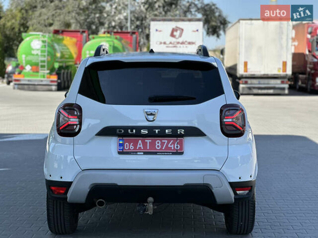 Білий Дачія Duster, об'ємом двигуна 1.3 л та пробігом 68 тис. км за 16000 $, фото 4 на Automoto.ua