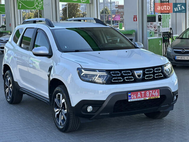 Білий Дачія Duster, об'ємом двигуна 1.3 л та пробігом 68 тис. км за 16000 $, фото 9 на Automoto.ua