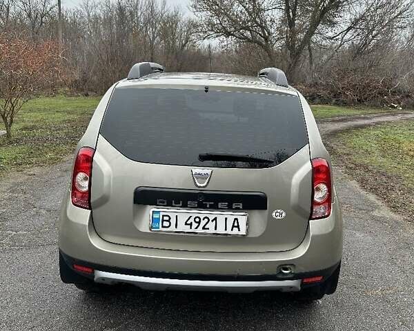 Бежевий Дачія Duster, об'ємом двигуна 1.6 л та пробігом 290 тис. км за 7600 $, фото 2 на Automoto.ua