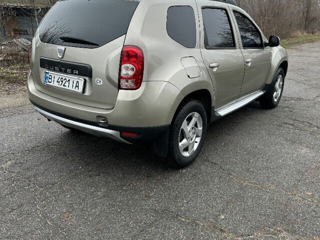 Бежевий Дачія Duster, об'ємом двигуна 1.6 л та пробігом 290 тис. км за 7600 $, фото 4 на Automoto.ua