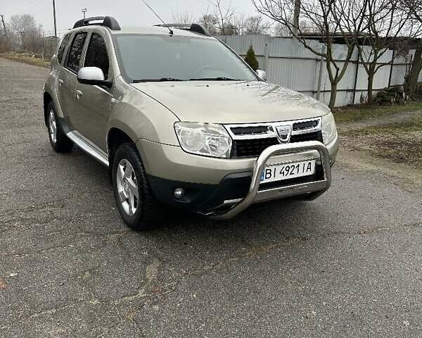 Бежевий Дачія Duster, об'ємом двигуна 1.6 л та пробігом 290 тис. км за 7600 $, фото 7 на Automoto.ua
