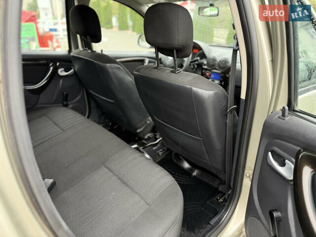 Бежевый Дачия Duster, объемом двигателя 1.6 л и пробегом 208 тыс. км за 7950 $, фото 15 на Automoto.ua