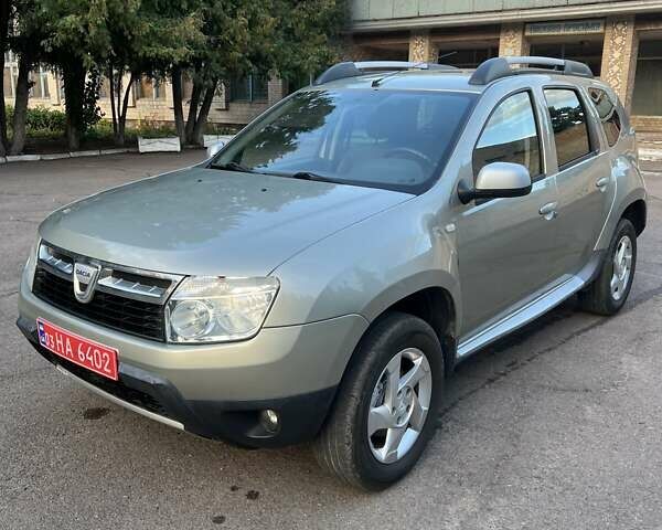 Бежевий Дачія Duster, об'ємом двигуна 1.5 л та пробігом 231 тис. км за 8900 $, фото 10 на Automoto.ua