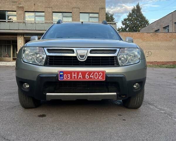 Бежевий Дачія Duster, об'ємом двигуна 1.5 л та пробігом 231 тис. км за 8900 $, фото 11 на Automoto.ua