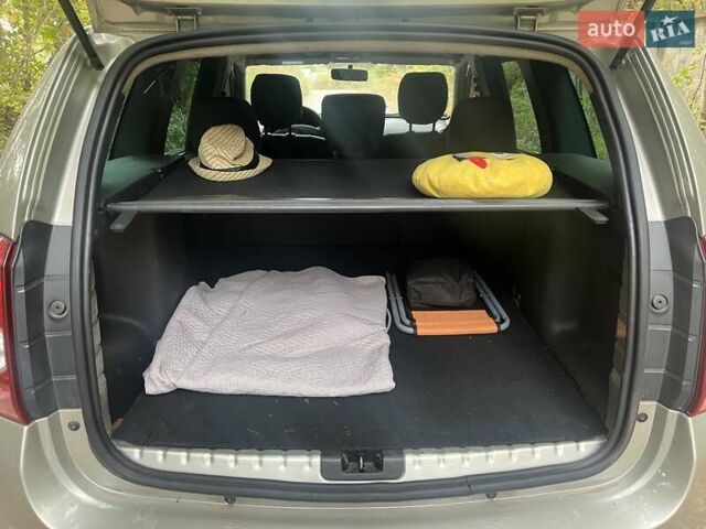 Бежевий Дачія Duster, об'ємом двигуна 1.5 л та пробігом 199 тис. км за 7900 $, фото 8 на Automoto.ua