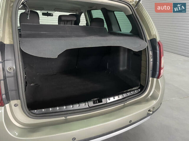 Бежевий Дачія Duster, об'ємом двигуна 1.5 л та пробігом 198 тис. км за 8650 $, фото 30 на Automoto.ua