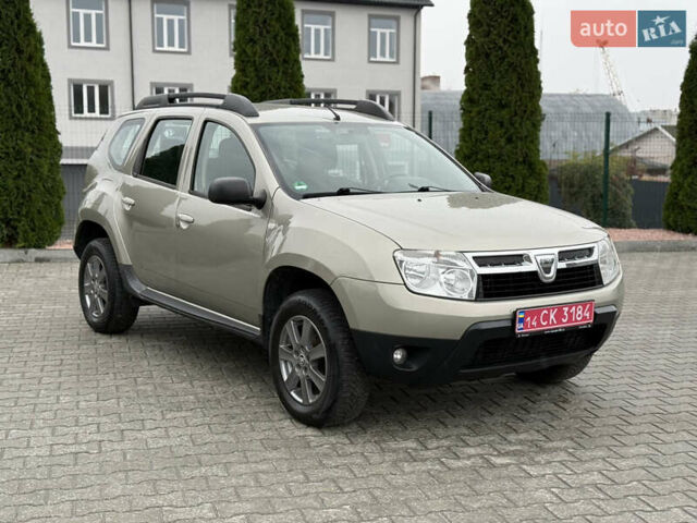 Бежевый Дачия Duster, объемом двигателя 1.6 л и пробегом 208 тыс. км за 7950 $, фото 4 на Automoto.ua