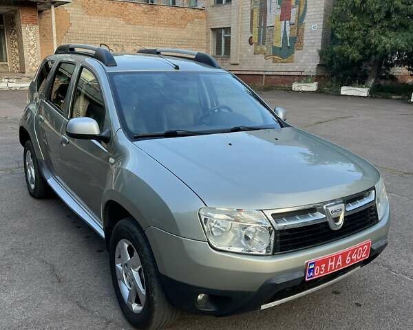 Бежевий Дачія Duster, об'ємом двигуна 1.5 л та пробігом 231 тис. км за 8900 $, фото 15 на Automoto.ua