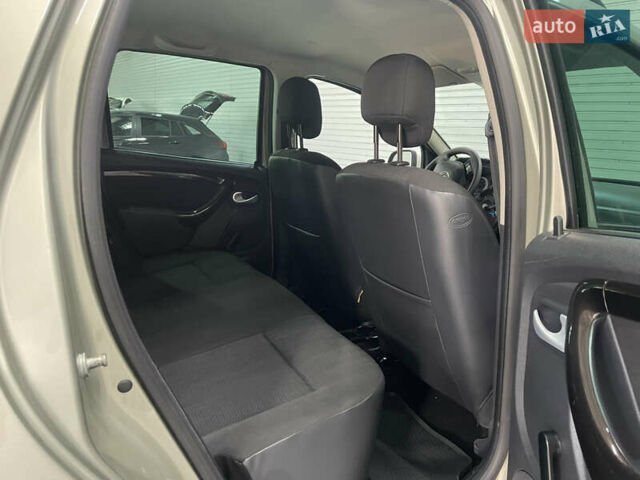 Бежевий Дачія Duster, об'ємом двигуна 1.5 л та пробігом 198 тис. км за 8650 $, фото 36 на Automoto.ua