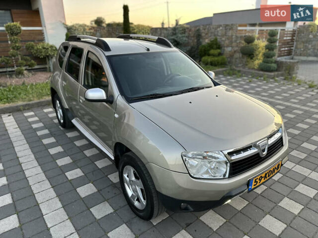 Бежевый Дачия Duster, объемом двигателя 1.5 л и пробегом 138 тыс. км за 9339 $, фото 57 на Automoto.ua