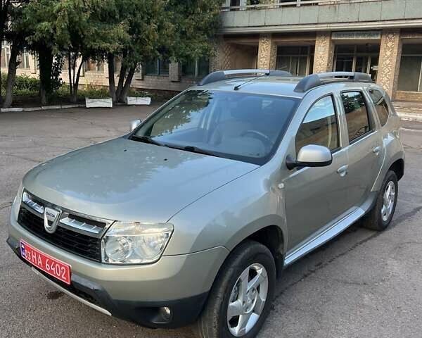 Бежевий Дачія Duster, об'ємом двигуна 1.5 л та пробігом 231 тис. км за 8900 $, фото 9 на Automoto.ua
