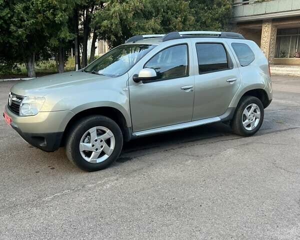 Бежевий Дачія Duster, об'ємом двигуна 1.5 л та пробігом 231 тис. км за 8900 $, фото 8 на Automoto.ua