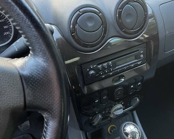 Бежевий Дачія Duster, об'ємом двигуна 1.5 л та пробігом 231 тис. км за 8900 $, фото 32 на Automoto.ua