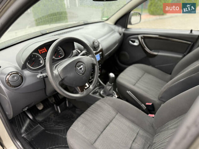 Бежевый Дачия Duster, объемом двигателя 1.6 л и пробегом 208 тыс. км за 7950 $, фото 16 на Automoto.ua