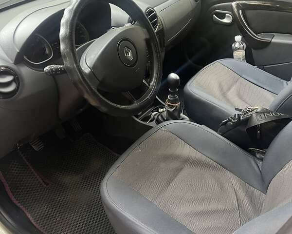 Бежевий Дачія Duster, об'ємом двигуна 1.5 л та пробігом 199 тис. км за 7900 $, фото 4 на Automoto.ua
