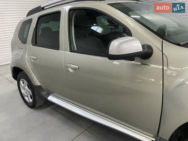 Дачія Duster 2011 у Стрые на Automoto.ua Бежевий Дачія Duster, об'ємом двигуна 1.5 л та пробігом 198 тис. км за 8950 $, фото 20 на Automoto.ua