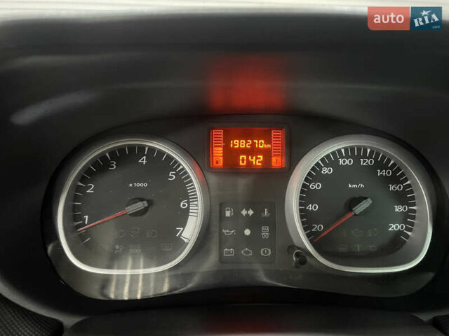 Дачія Duster 2011 у Стрые на Automoto.ua Бежевий Дачія Duster, об'ємом двигуна 1.5 л та пробігом 198 тис. км за 8950 $, фото 39 на Automoto.ua