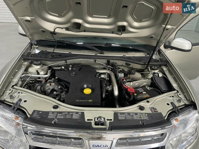 Дачія Duster 2011 у Стрые на Automoto.ua Бежевий Дачія Duster, об'ємом двигуна 1.5 л та пробігом 198 тис. км за 8950 $, фото 27 на Automoto.ua
