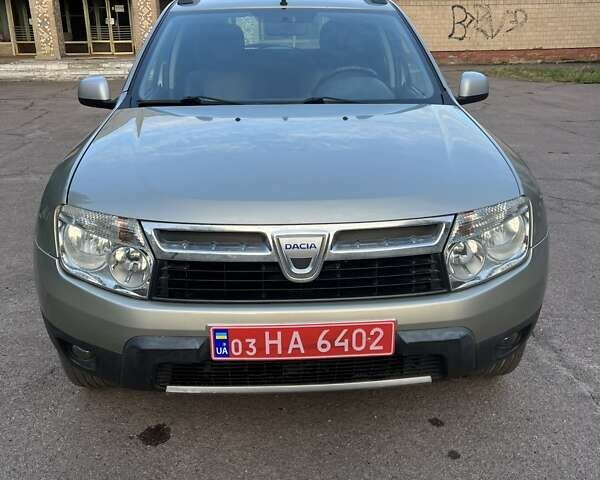 Бежевий Дачія Duster, об'ємом двигуна 1.5 л та пробігом 231 тис. км за 8900 $, фото 13 на Automoto.ua
