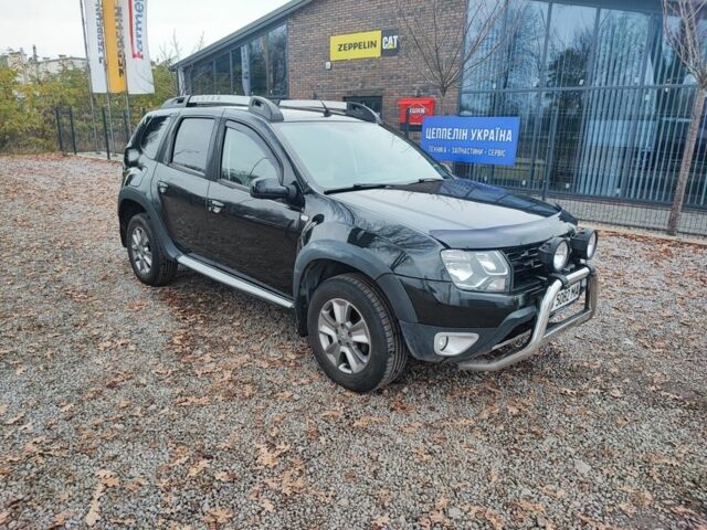 Черный Дачия Duster, объемом двигателя 1.2 л и пробегом 162 тыс. км за 9999 $, фото 1 на Automoto.ua