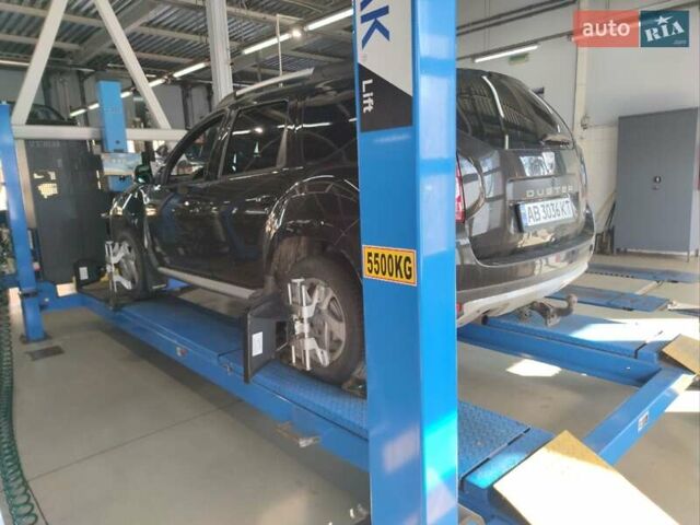 Чорний Дачія Duster, об'ємом двигуна 1.5 л та пробігом 285 тис. км за 8700 $, фото 2 на Automoto.ua