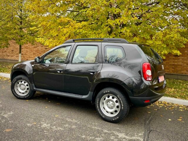 Черный Дачия Duster, объемом двигателя 1.6 л и пробегом 230 тыс. км за 7999 $, фото 14 на Automoto.ua