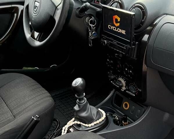 Черный Дачия Duster, объемом двигателя 1.46 л и пробегом 230 тыс. км за 7900 $, фото 21 на Automoto.ua
