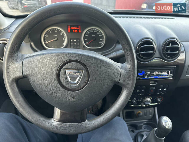 Дачия Duster 2010 в Сокале на Automoto.ua Черный Дачия Duster, объемом двигателя 1.5 л и пробегом 267 тыс. км за 8600 $, фото 14 на Automoto.ua