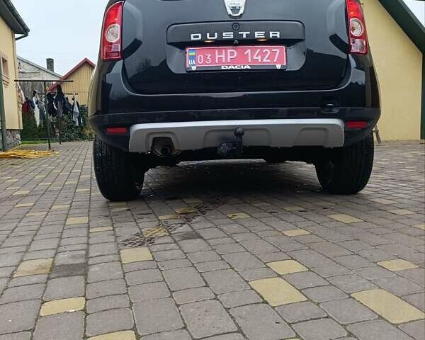 Черный Дачия Duster, объемом двигателя 1.6 л и пробегом 239 тыс. км за 8800 $, фото 1 на Automoto.ua