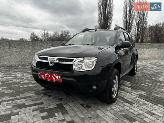Черный Дачия Duster, объемом двигателя 1.6 л и пробегом 181 тыс. км за 8300 $, фото 1 на Automoto.ua