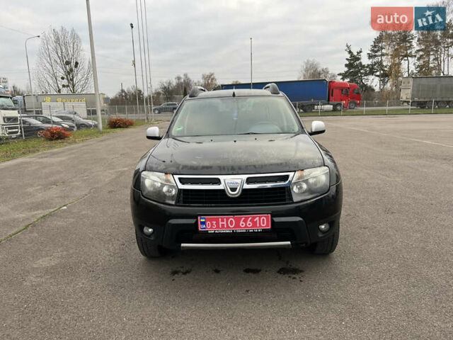 Черный Дачия Duster, объемом двигателя 1.5 л и пробегом 200 тыс. км за 8800 $, фото 1 на Automoto.ua