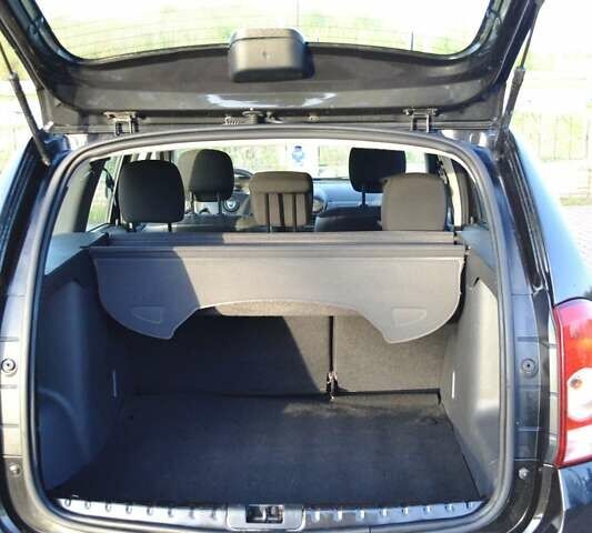 Черный Дачия Duster, объемом двигателя 1.6 л и пробегом 188 тыс. км за 8700 $, фото 14 на Automoto.ua
