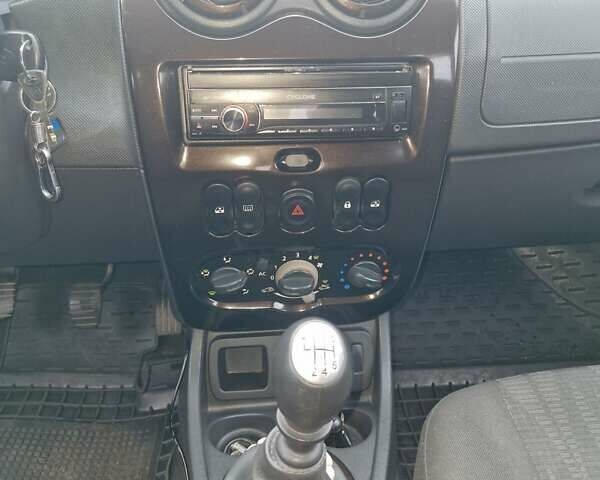 Черный Дачия Duster, объемом двигателя 1.46 л и пробегом 230 тыс. км за 7900 $, фото 14 на Automoto.ua