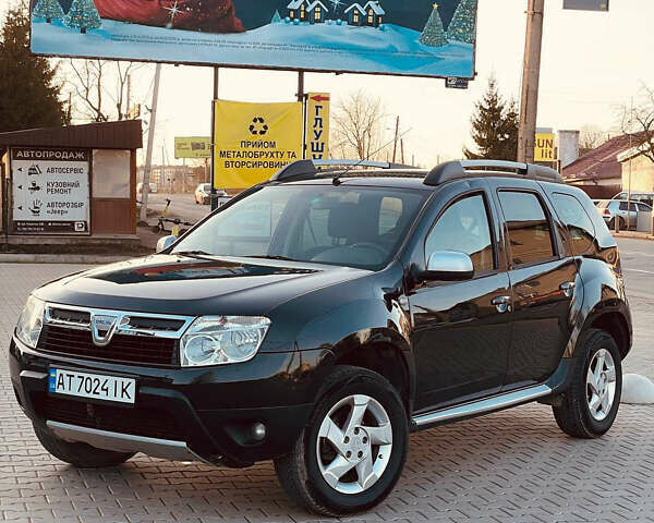 Черный Дачия Duster, объемом двигателя 1.6 л и пробегом 250 тыс. км за 7999 $, фото 2 на Automoto.ua
