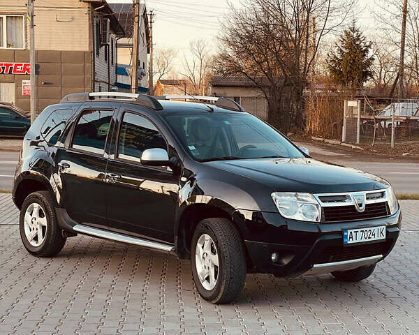 Черный Дачия Duster, объемом двигателя 1.6 л и пробегом 250 тыс. км за 7999 $, фото 4 на Automoto.ua