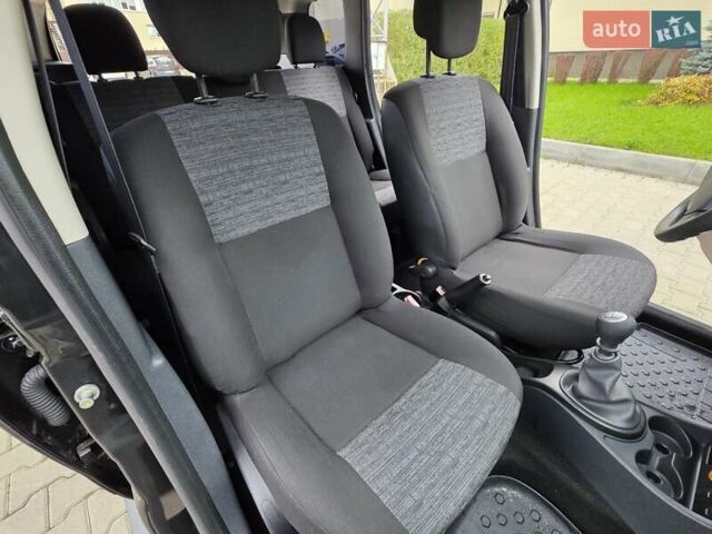 Черный Дачия Duster, объемом двигателя 1.5 л и пробегом 253 тыс. км за 8400 $, фото 35 на Automoto.ua