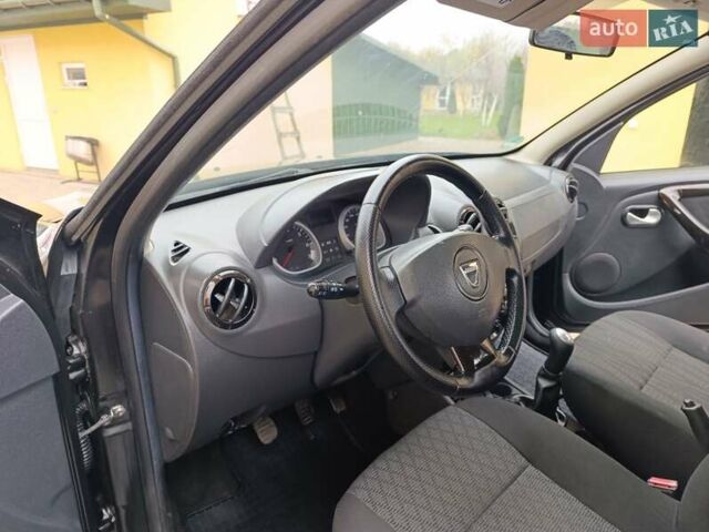 Черный Дачия Duster, объемом двигателя 1.6 л и пробегом 239 тыс. км за 8800 $, фото 20 на Automoto.ua