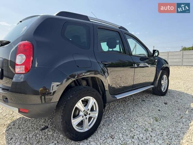 Черный Дачия Duster, объемом двигателя 1.6 л и пробегом 240 тыс. км за 7499 $, фото 5 на Automoto.ua