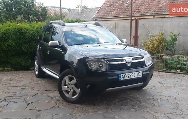 Черный Дачия Duster, объемом двигателя 1.46 л и пробегом 194 тыс. км за 8900 $, фото 2 на Automoto.ua