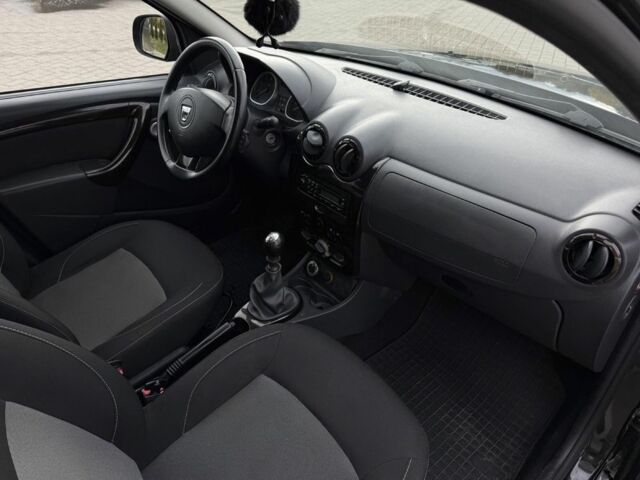 Чорний Дачія Duster, об'ємом двигуна 1.5 л та пробігом 217 тис. км за 8000 $, фото 4 на Automoto.ua