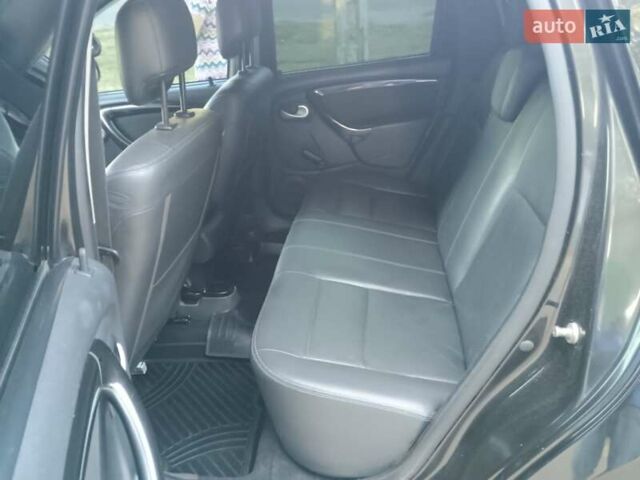 Черный Дачия Duster, объемом двигателя 1.46 л и пробегом 241 тыс. км за 7500 $, фото 7 на Automoto.ua