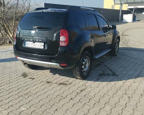 Черный Дачия Duster, объемом двигателя 1.6 л и пробегом 229 тыс. км за 8200 $, фото 1 на Automoto.ua