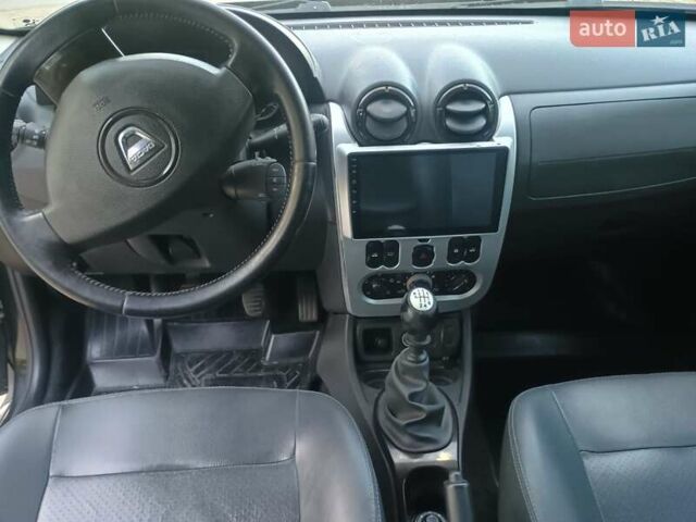 Черный Дачия Duster, объемом двигателя 1.46 л и пробегом 241 тыс. км за 7500 $, фото 5 на Automoto.ua