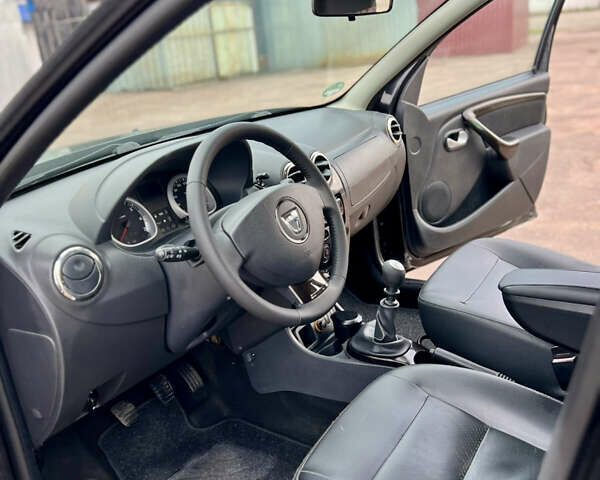 Черный Дачия Duster, объемом двигателя 1.5 л и пробегом 180 тыс. км за 9150 $, фото 19 на Automoto.ua