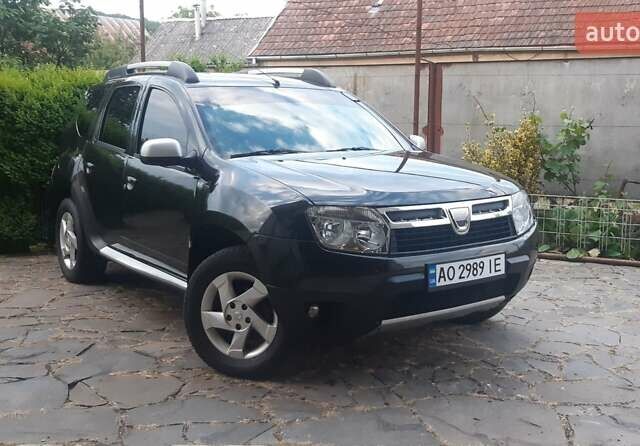 Черный Дачия Duster, объемом двигателя 1.46 л и пробегом 194 тыс. км за 9100 $, фото 4 на Automoto.ua